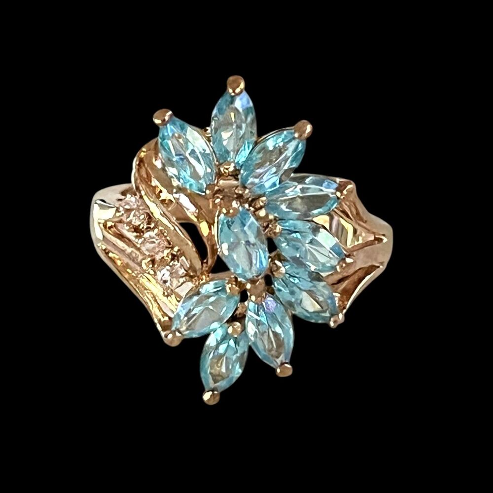 Vintage 1980s Crystal Ring Size 5 14KTGE Gold Plate Floral Cluster - 14E